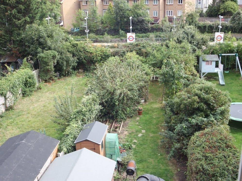 Southfieldsb&Bstudios London Ngoại thất bức ảnh